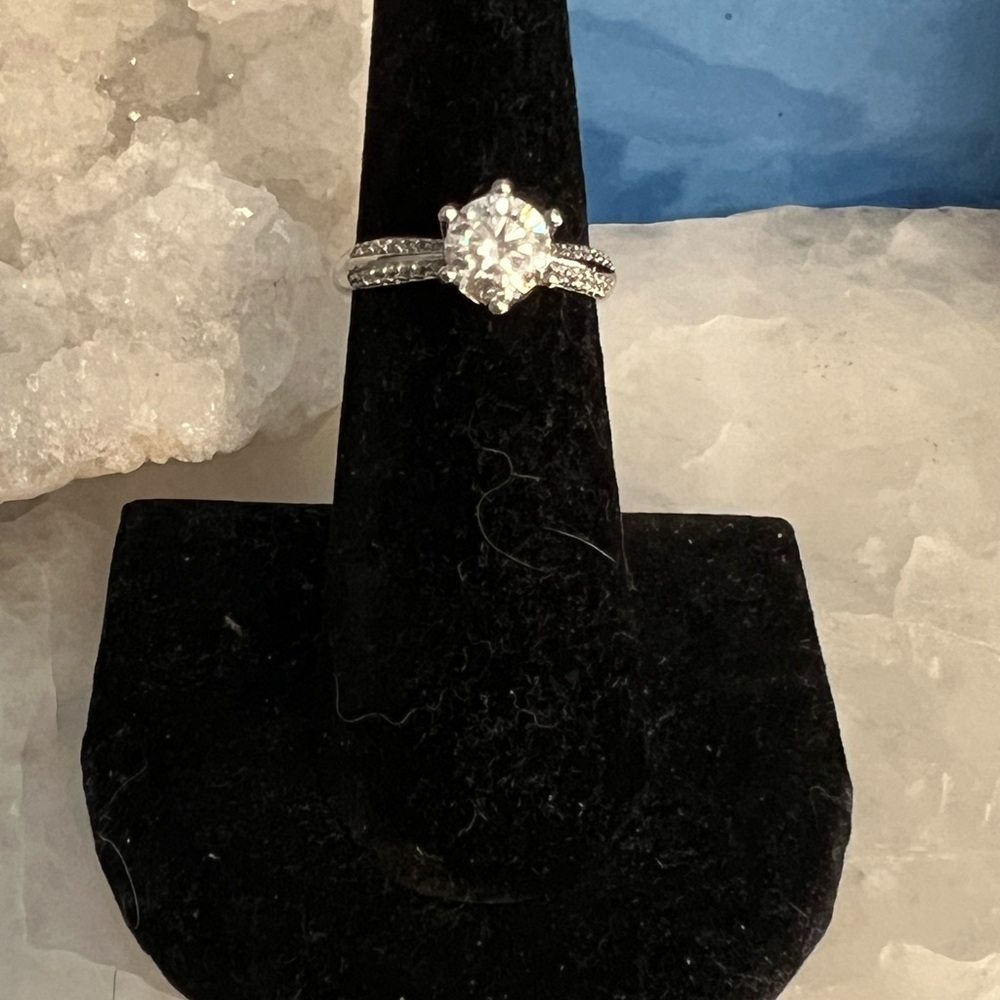 Moissanite Classic Sterling Silver Solitaire Ring with Side Stones - Adjustable